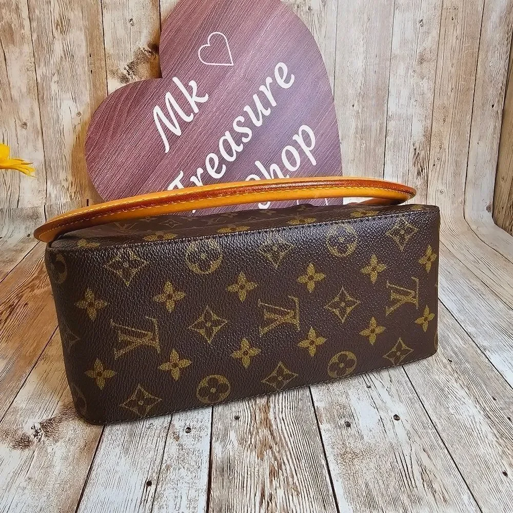 Louis Vuitton Looping MM